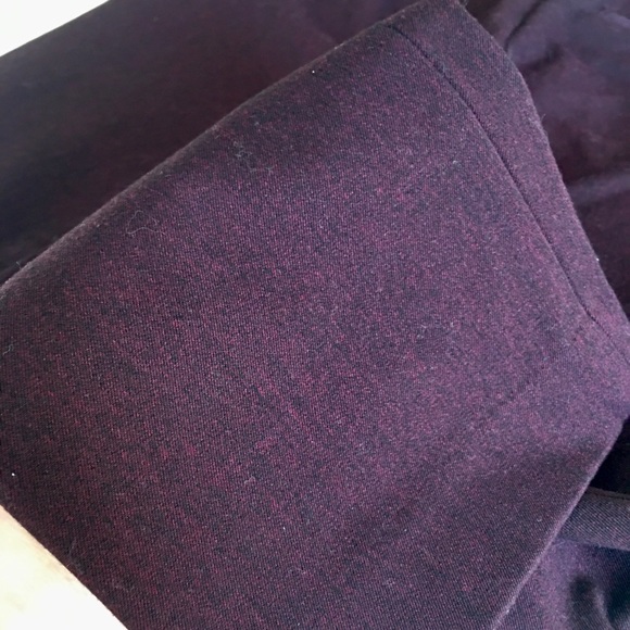 H&M maroon/cranberry red capris - size 6 / 38 - Picture 2 of 6